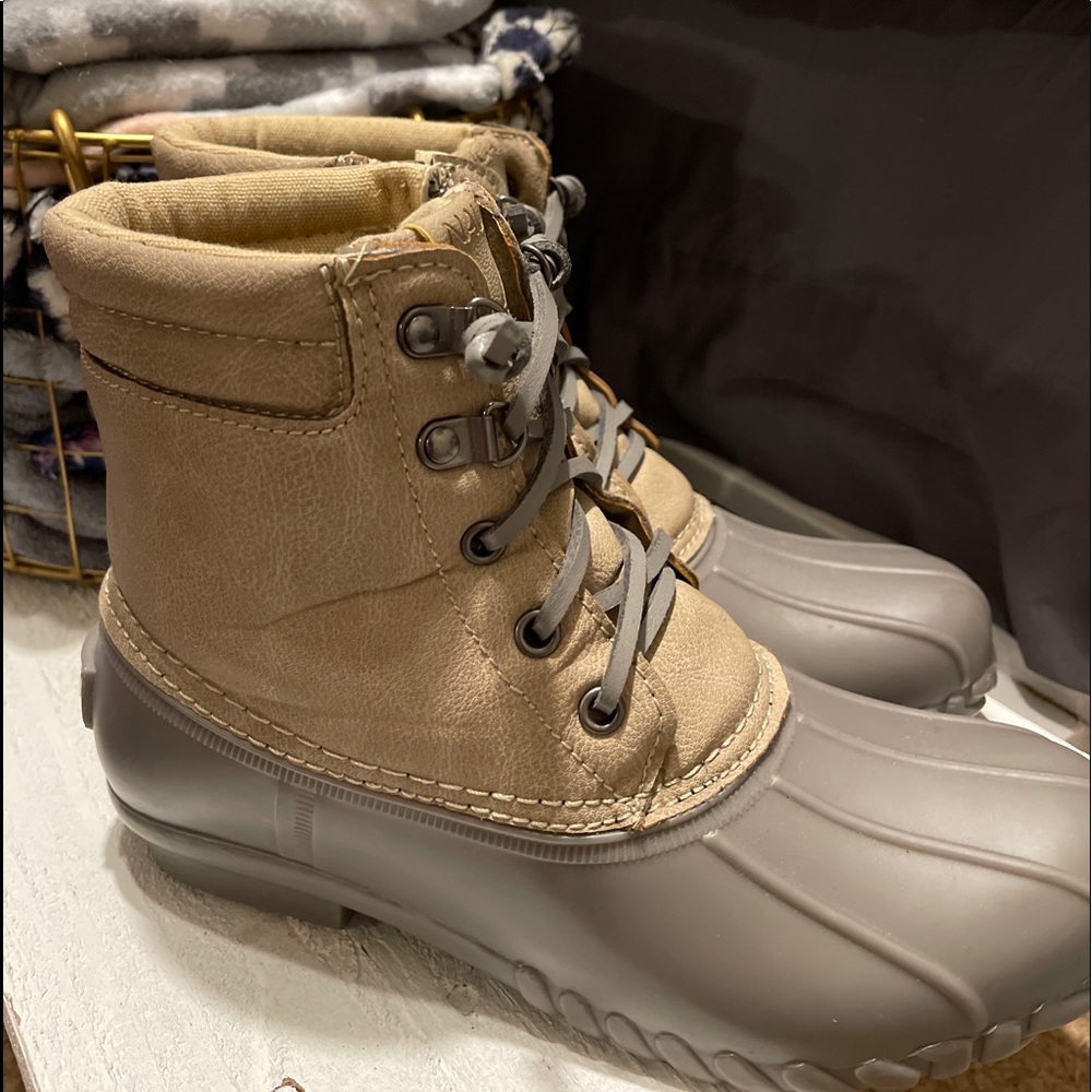 Nautica Duck Boots